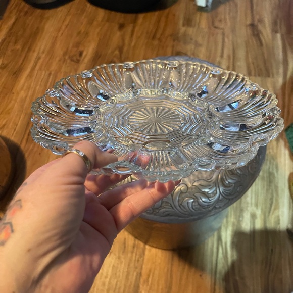 Vintage deviled eggs Elegant Clear Glass Decorative Plate. Holds 12 - Picture 2 of 4